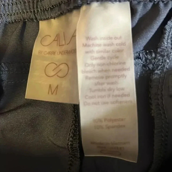 CALIA by Carrie Underwood wide leg relaxed capris size medium - Picture 6 of 6